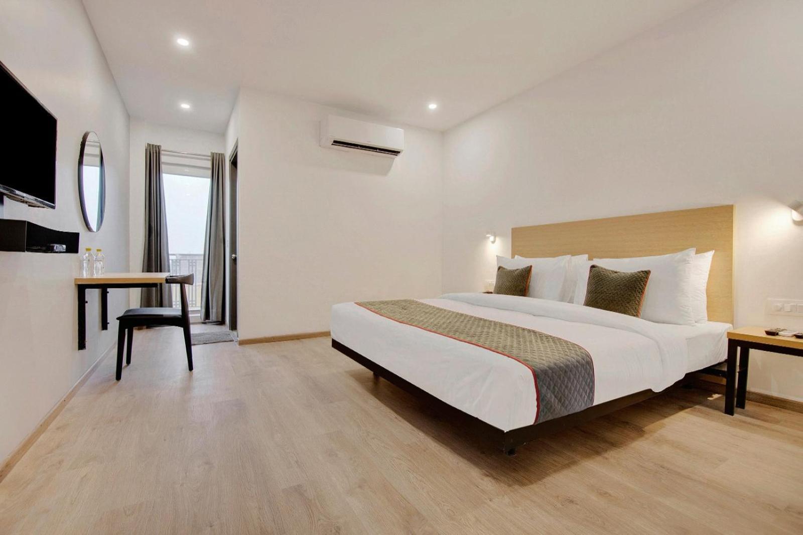 Hotel Aerotech Near Delhi Airport Nuova Delhi Esterno foto