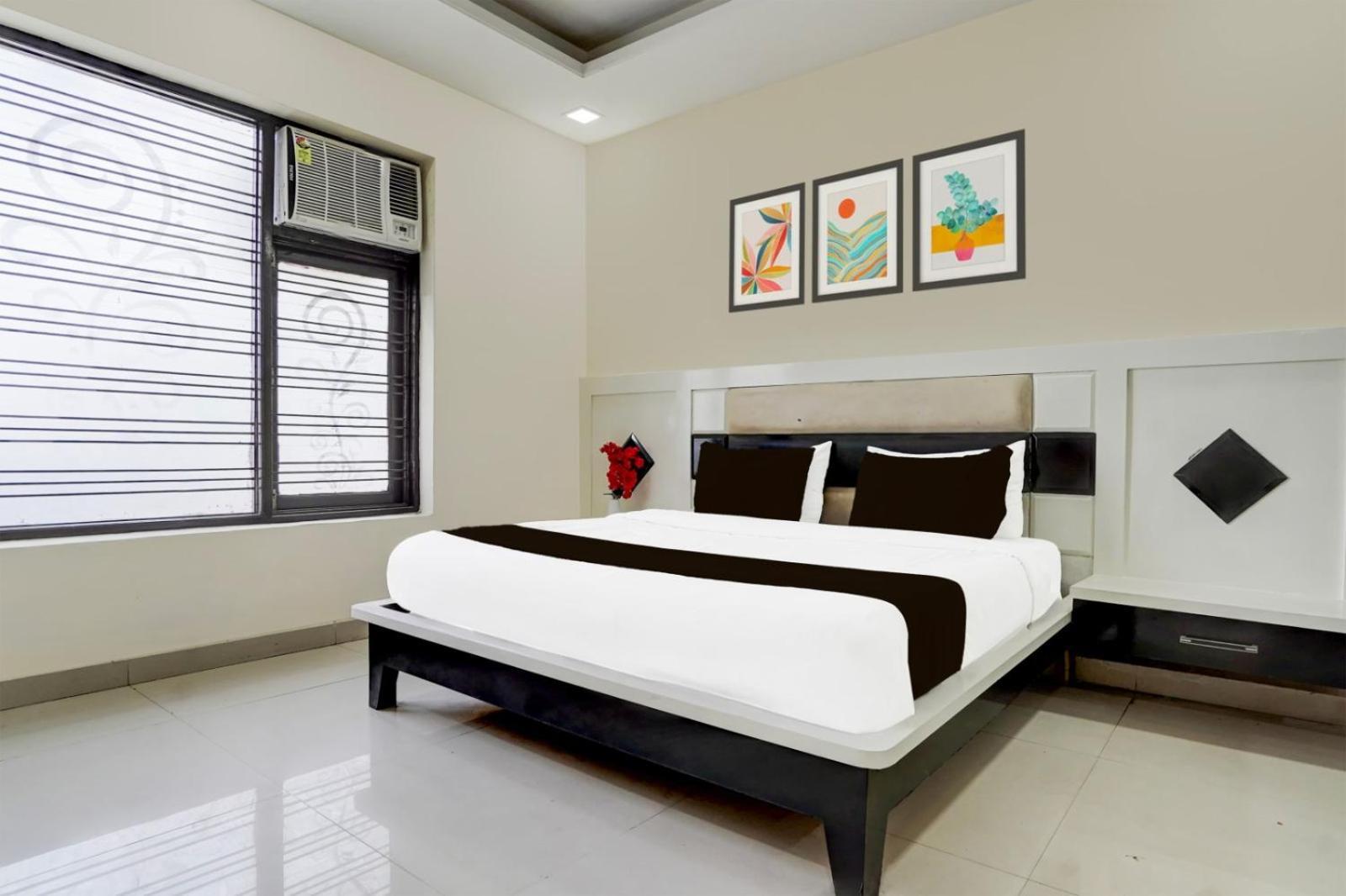 Hotel Aerotech Near Delhi Airport Nuova Delhi Esterno foto