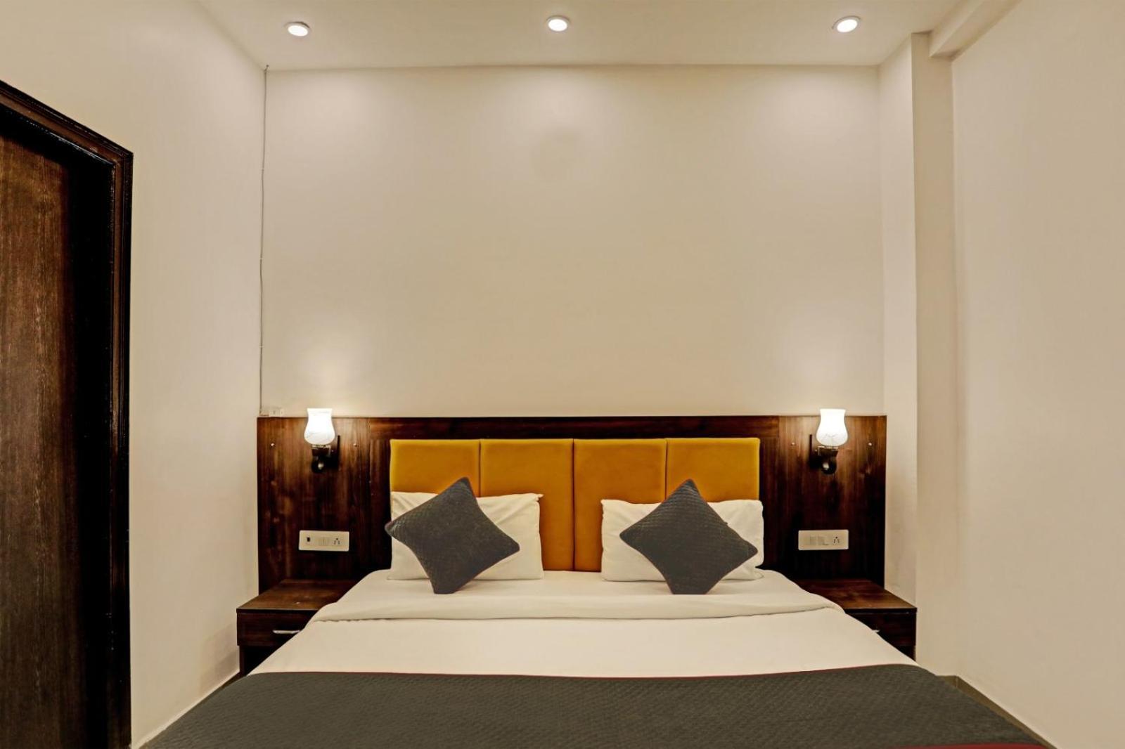 Hotel Aerotech Near Delhi Airport Nuova Delhi Esterno foto
